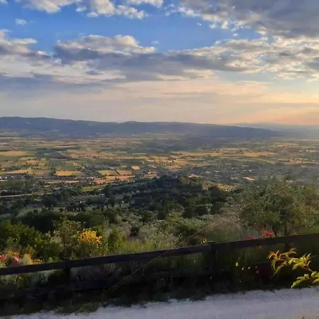 In Umbria With Garden Apartment Mantignana